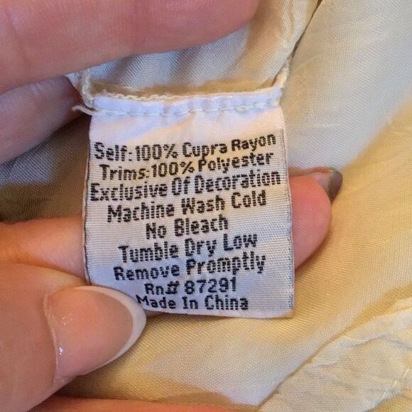 Johnny Was Peacock Sable Embroidered White Blouse with Floral Accents - Picture 9 of 9